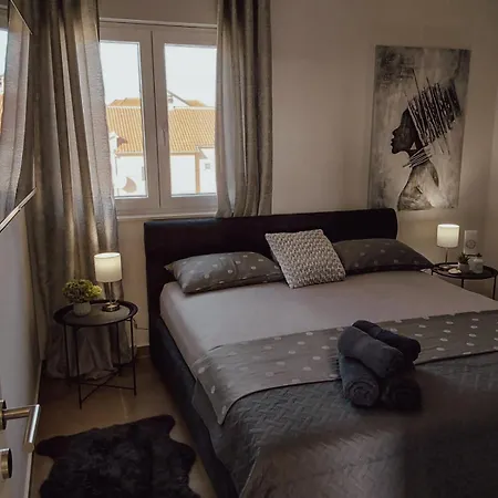 Апартаменты Traum-meerblick-vodice Водице