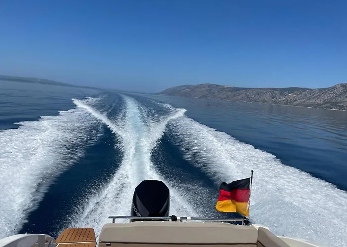 Traum-meerblick-vodice アパート